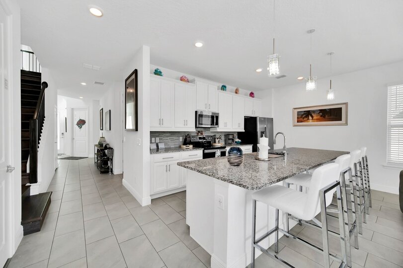 Elegant 4 Bedroom Oasis in Orlando,6613