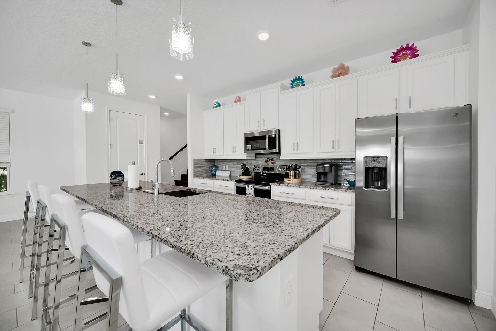 Elegant 4 Bedroom Oasis in Orlando,6613