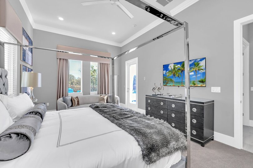 5 Star Villa Imperiosa – Power Draped in Elegance