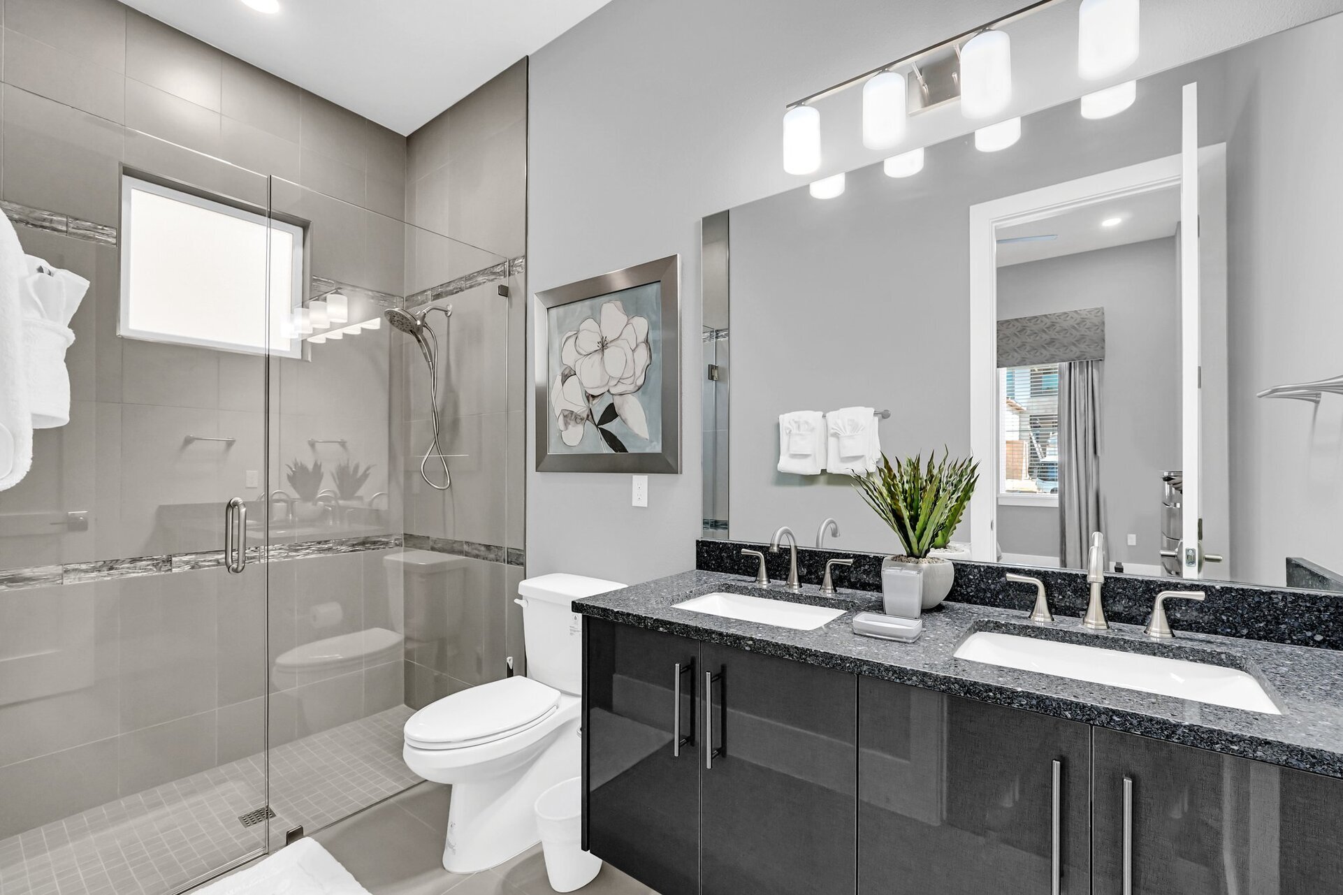 5 Star Villa Imperiosa – Power Draped in Elegance