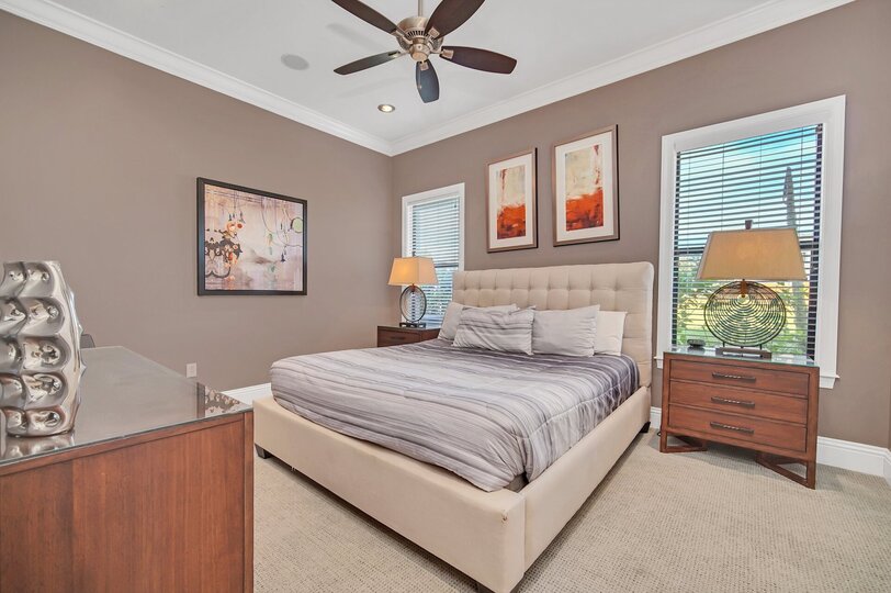 Elegant Oasis: 5 Bed Villa in Orlando,6633