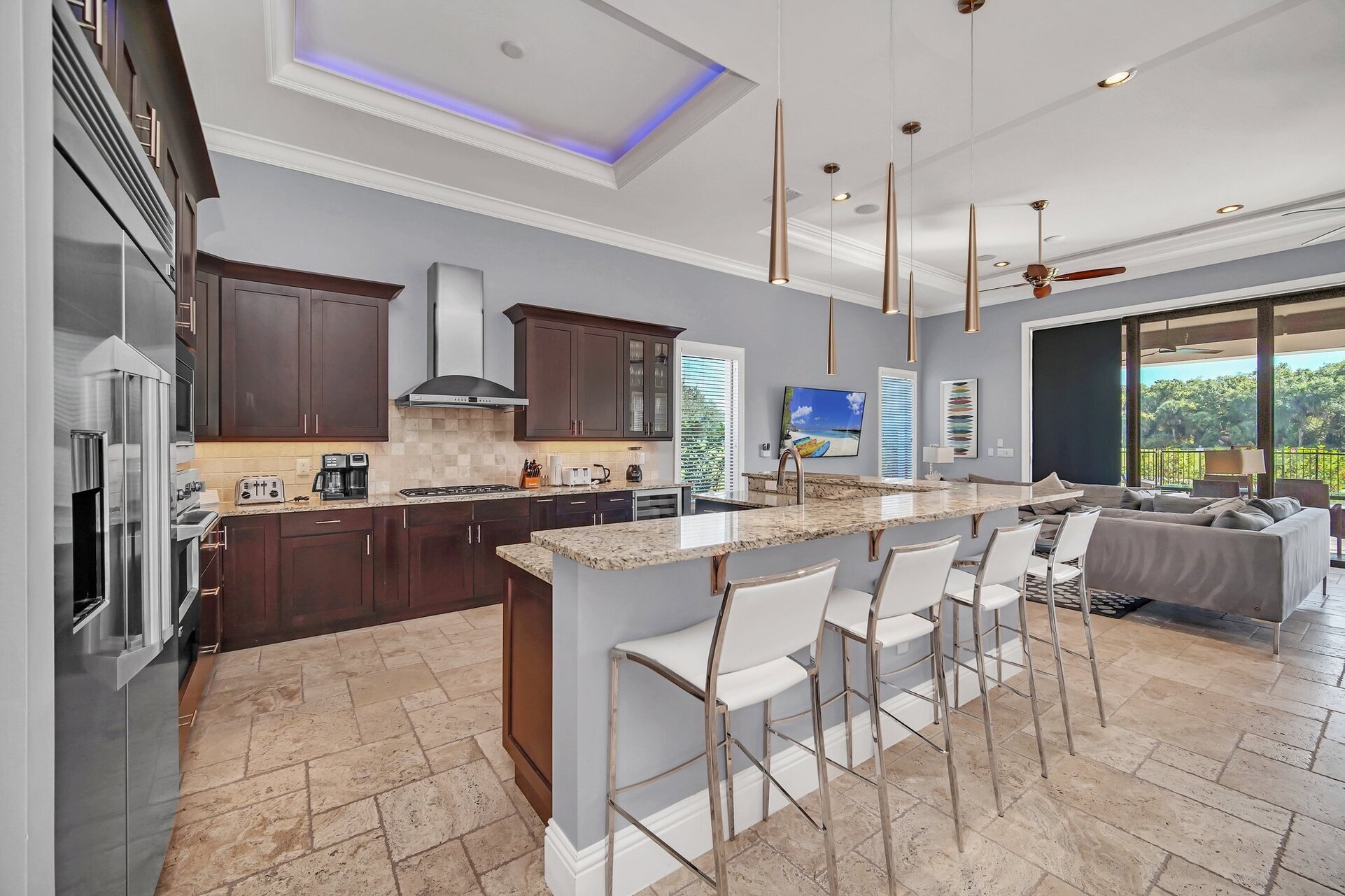 Elegant Oasis: 5 Bed Villa in Orlando,6633