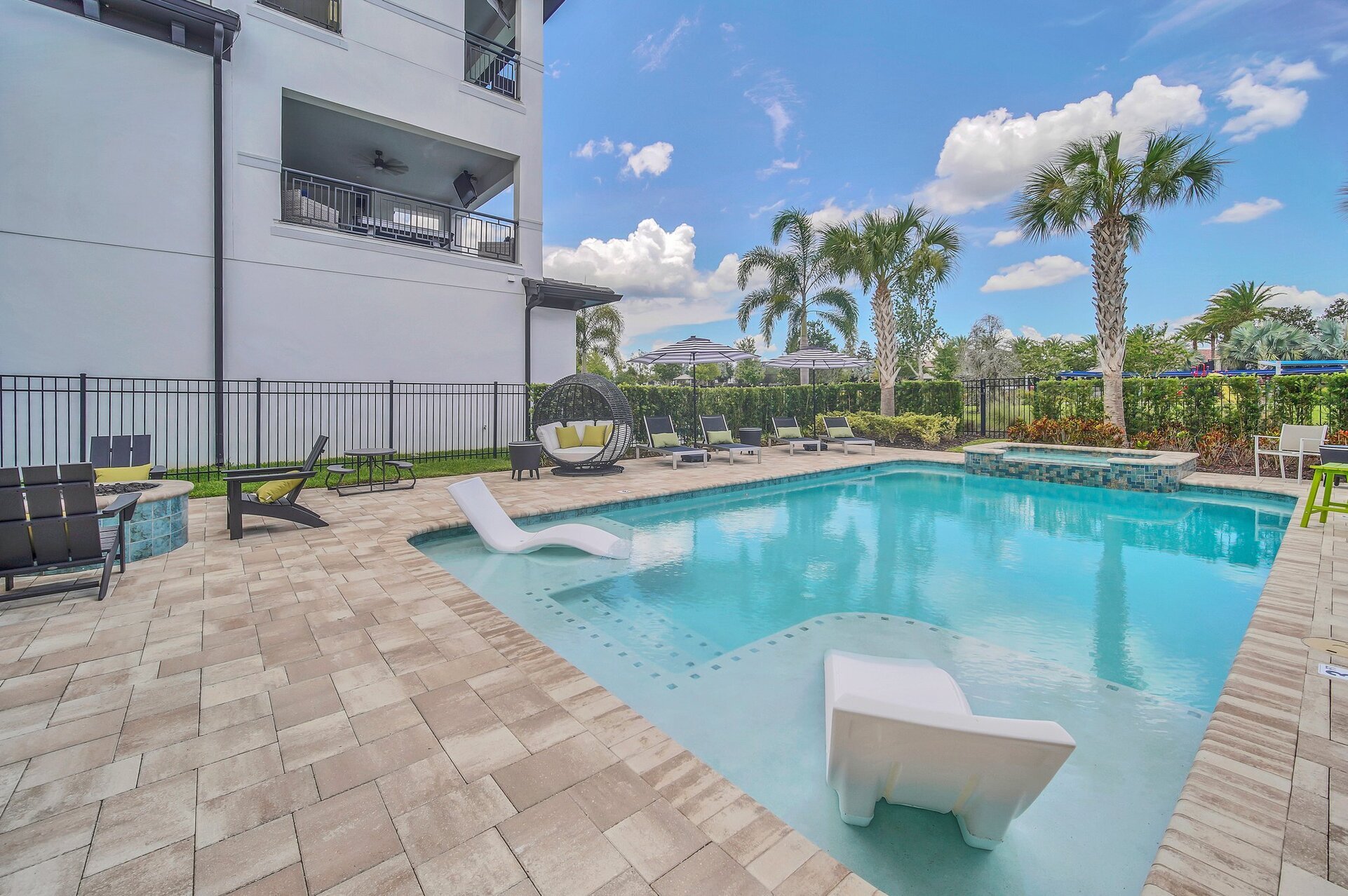 Lounge in the Florida sun and enjoy your relaxing days after the parks