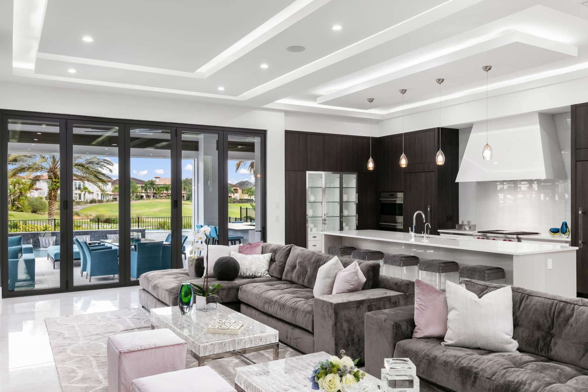 Luxurious Rene Cazares Sectional