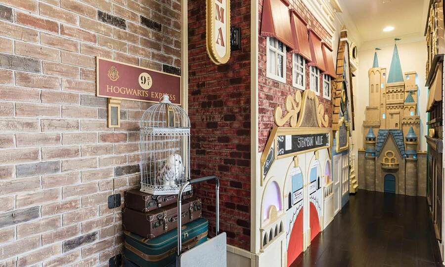 Themed-bedroom for wizards-at-heart