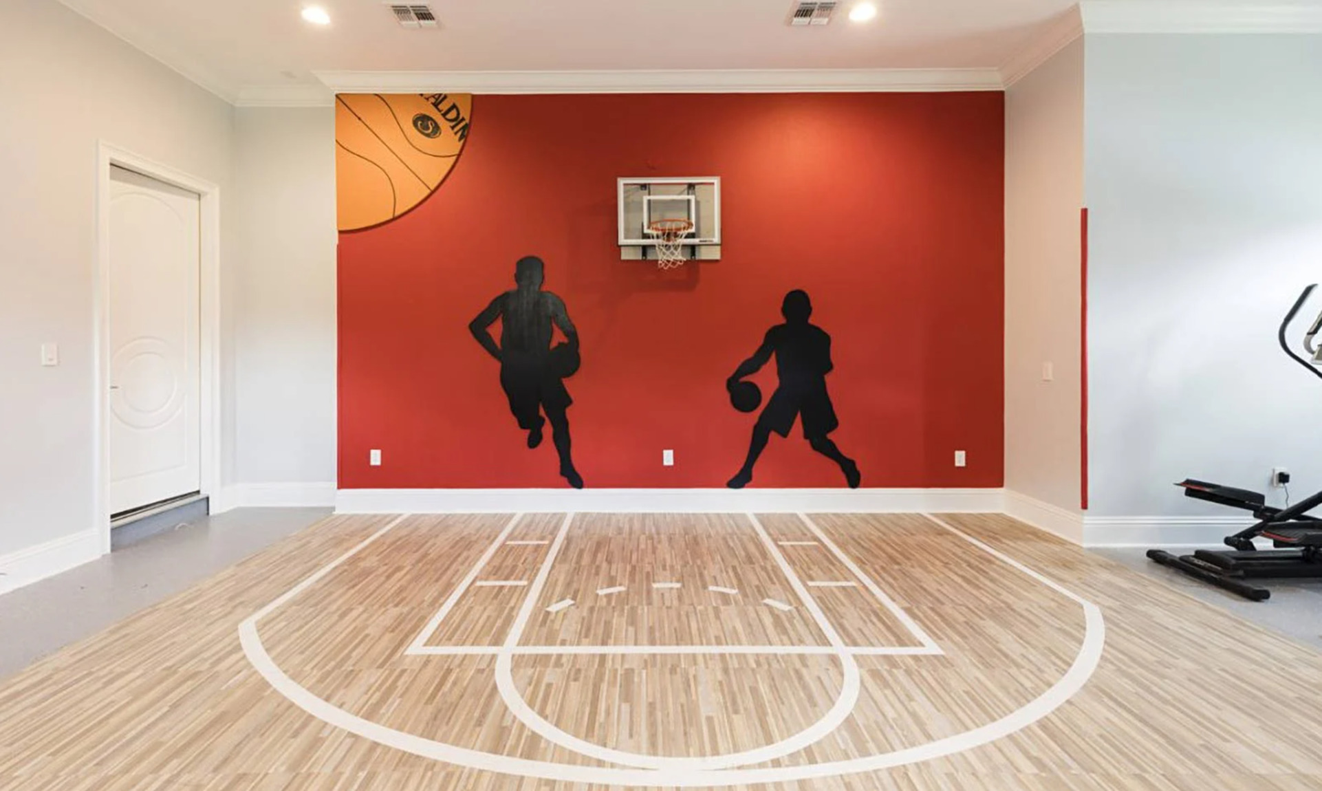 Perfect spot for basketball enthusiasts