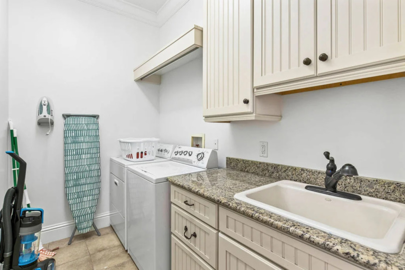 Orlando Paradise Awaits: 5 Bedroom Villa,6649