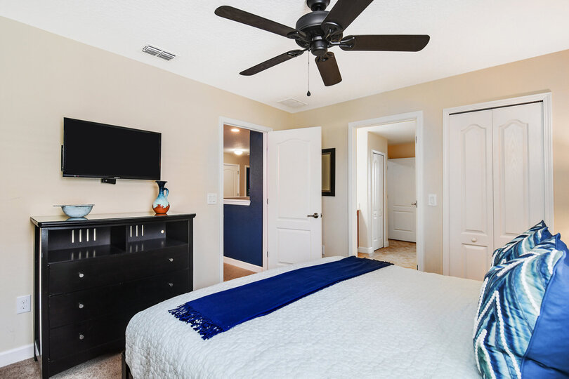 Great location connected to a bathroom and second floor loft game room