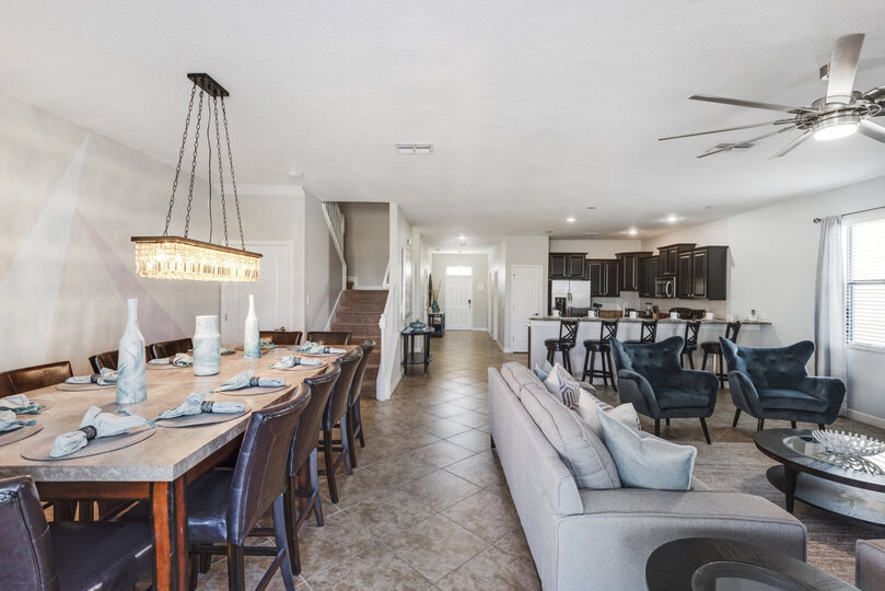 Plenty of room to eat, relax and enjoy family time