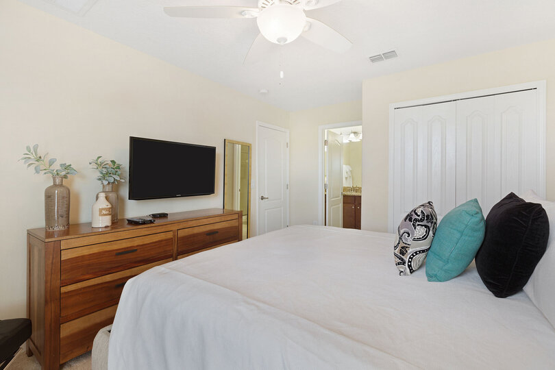 Cozy up and watch a movie from the comfort of your bed on the SMART TV