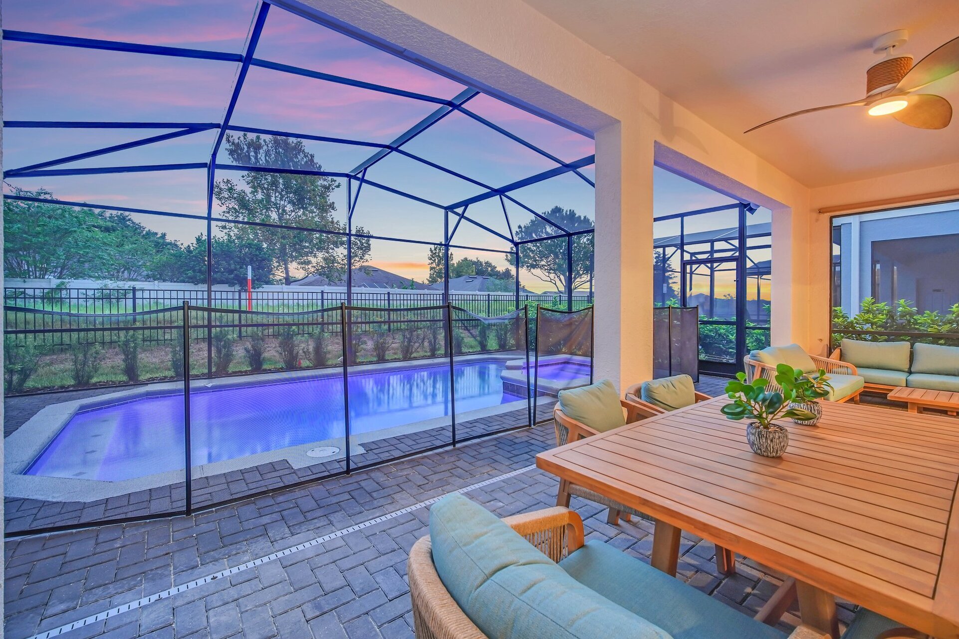 Serene Oasis: 7 Bedroom Villa in Orlando,6668