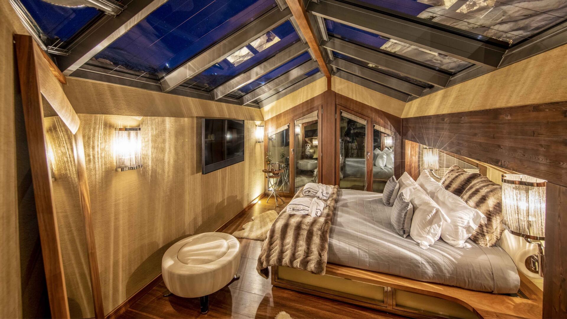 Matterhorn Views & Alpine Elegance, Luxury Valais Chalet 1407