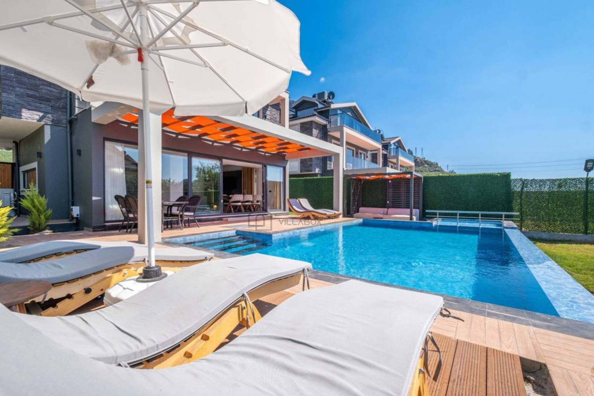 A Villa Made for Holiday Living 1034