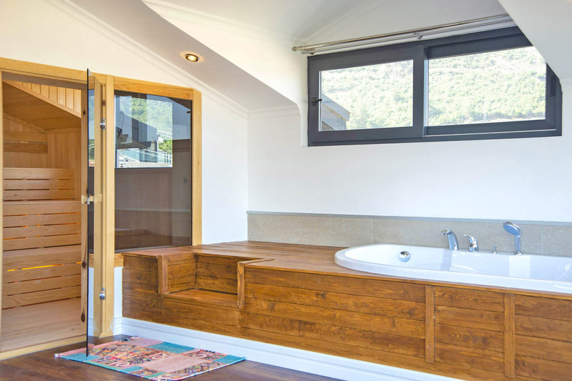 A Villa Made for Holiday Living 1034