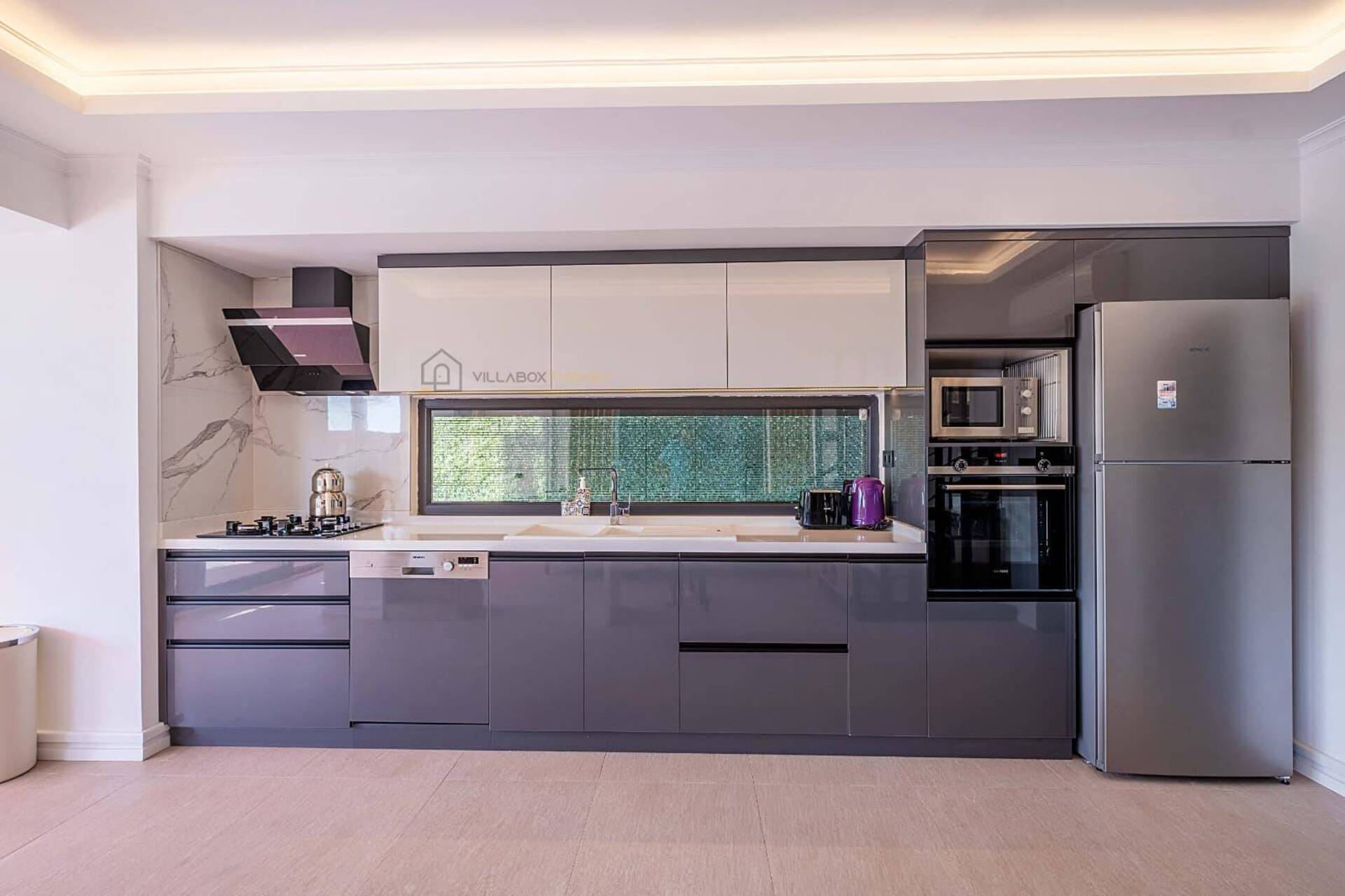 A Beautiful Home for Easy Escapes 1036