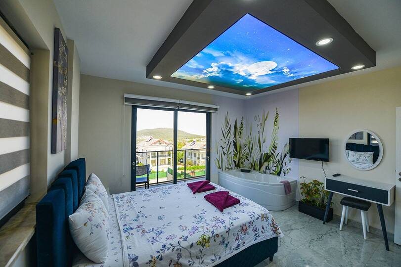 A Home Designed for Summer Living 1038