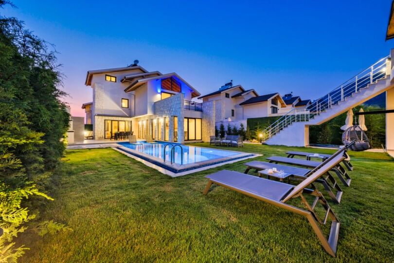 Your Villa for Slow, Easy Getaways 1049