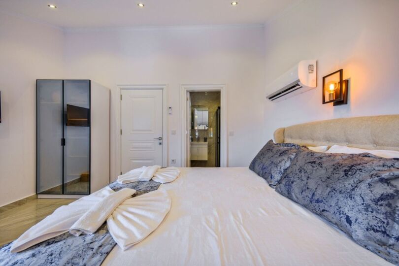 Your Villa for Slow, Easy Getaways 1049