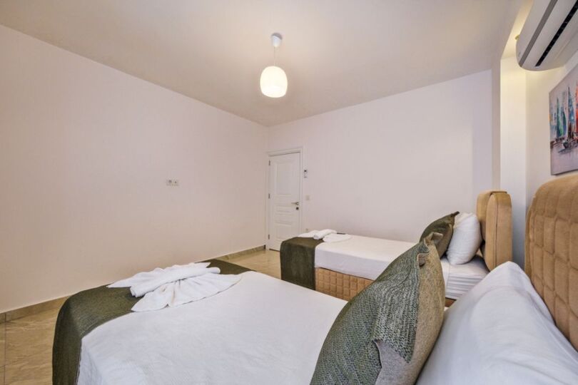 Your Villa for Slow, Easy Getaways 1049