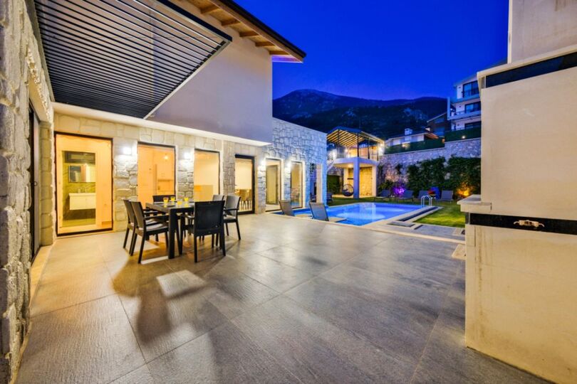 Your Villa for Slow, Easy Getaways 1049