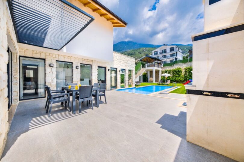 Your Villa for Slow, Easy Getaways 1049