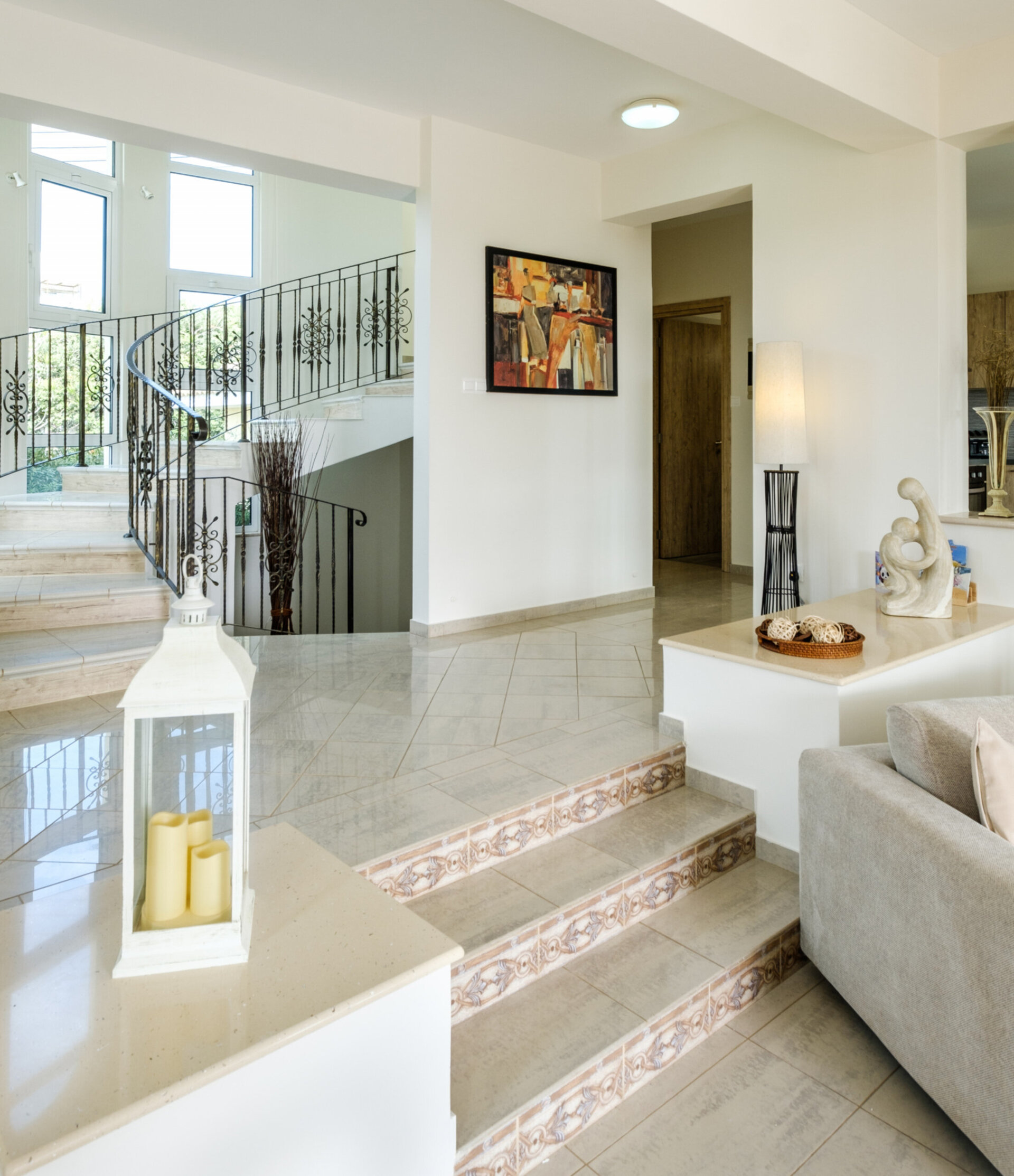 Luxury Villa with Mature Garden - 1390