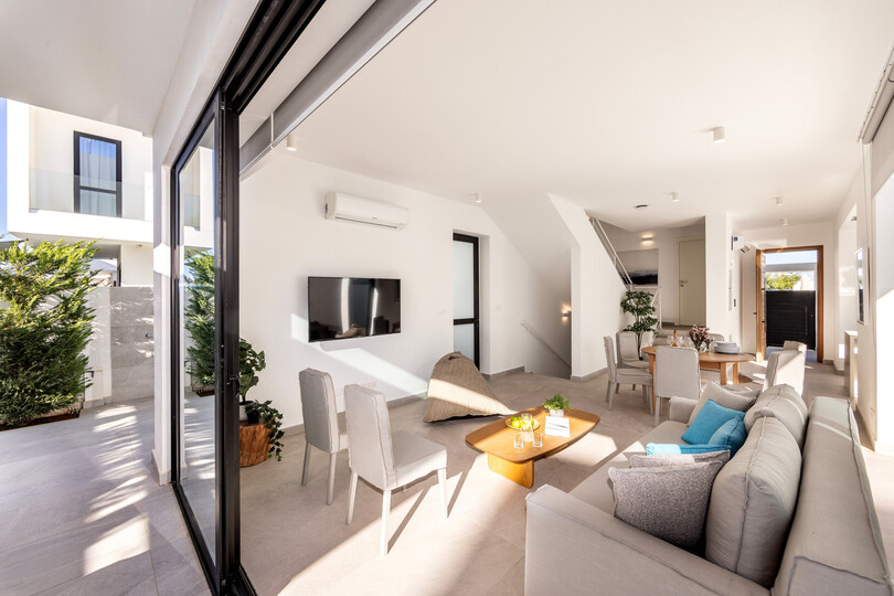 Serene 4 Bedroom Villa in Protaras, 1722