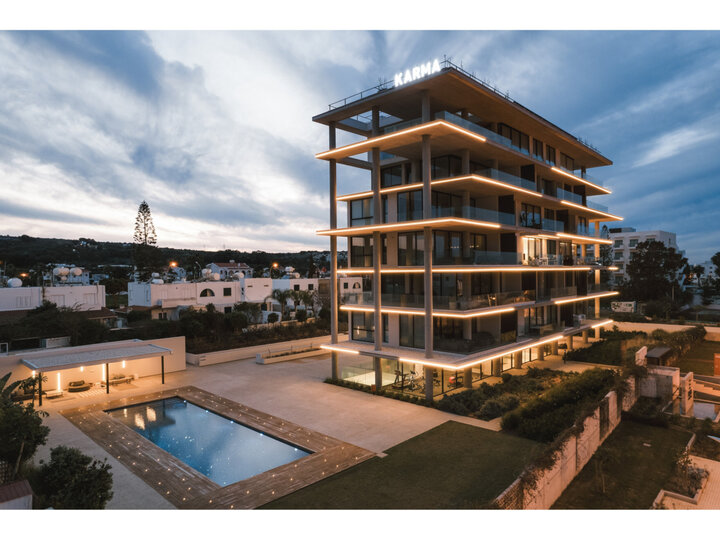 Seaside Bliss: 2 Bedroom Villa in Protaras, 1724