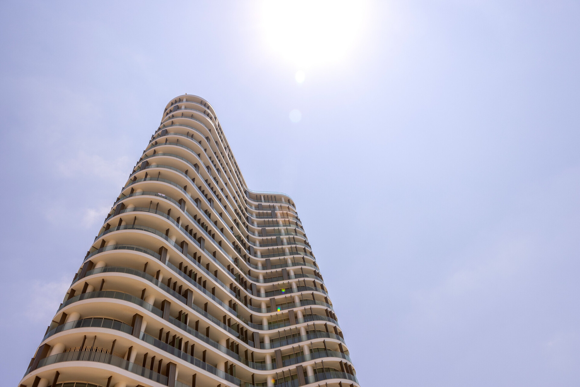 Secluded 3 Bedroom Oasis in City, 1007