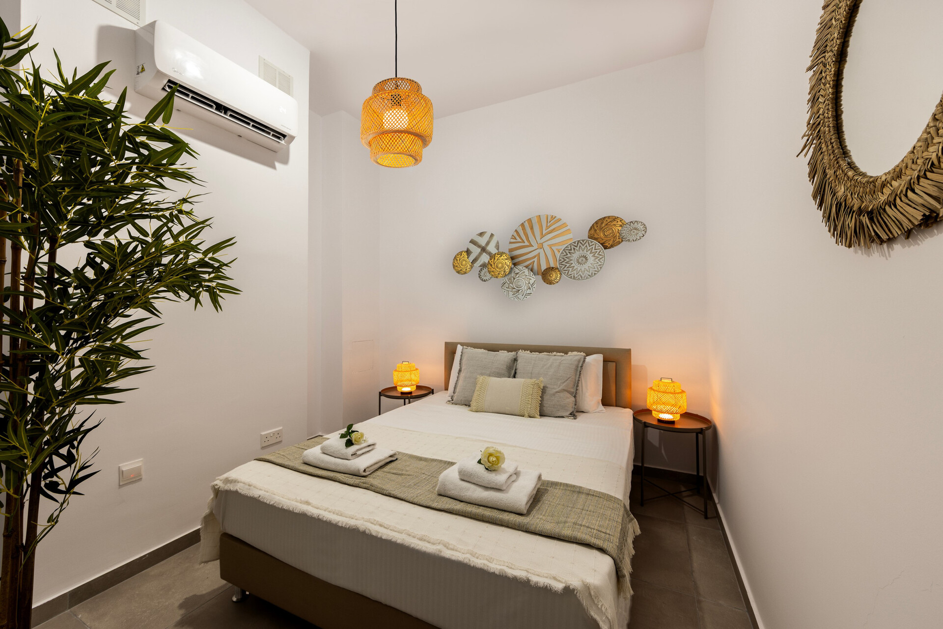 Tranquil Oasis: 6 Bedroom Villa in Protaras, 1727