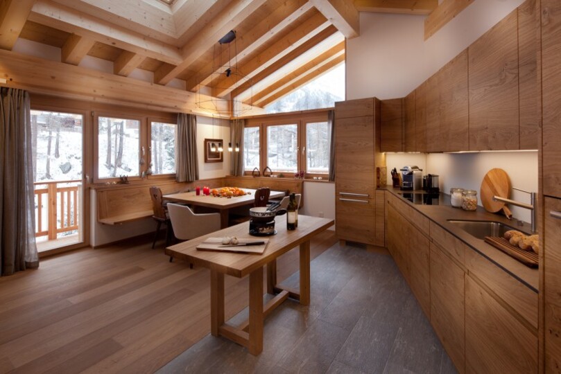 A Luxurious Alpine Escape 1203