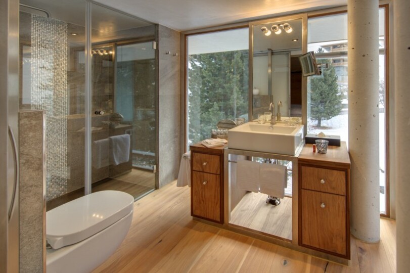 Elevated Elegance with a View of the Matterhorn, Valais Chalet 1012