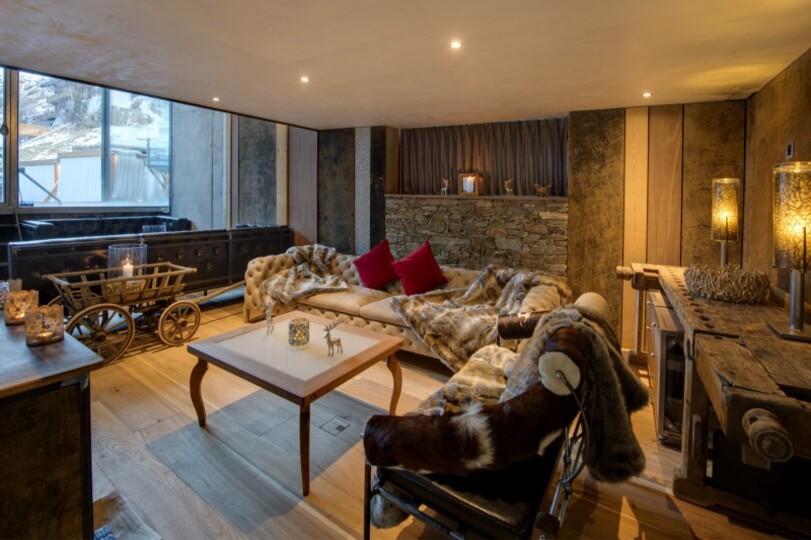 A Loft of Grandeur Beneath the Matterhorn, Valais Chalet 1204