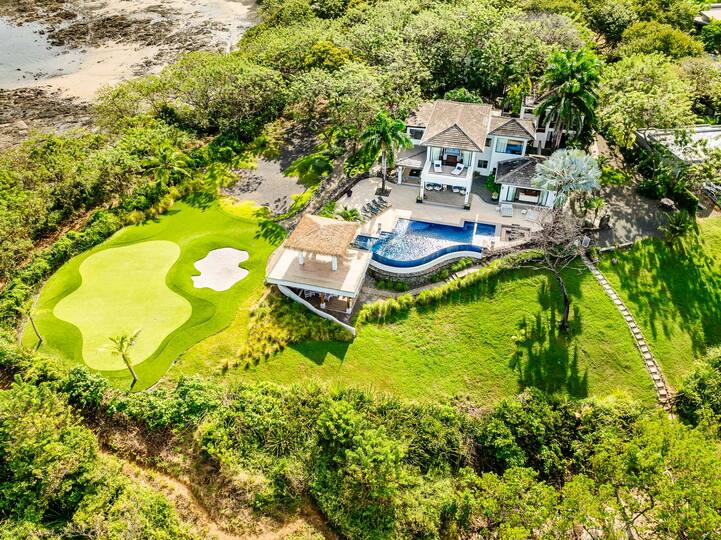 Experience Luxury at Guanacaste Province 1000
