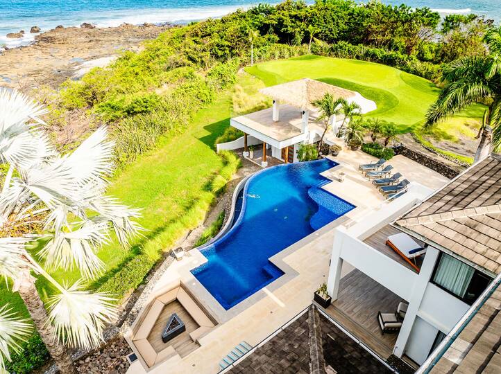 Experience Luxury at Guanacaste Province 1001