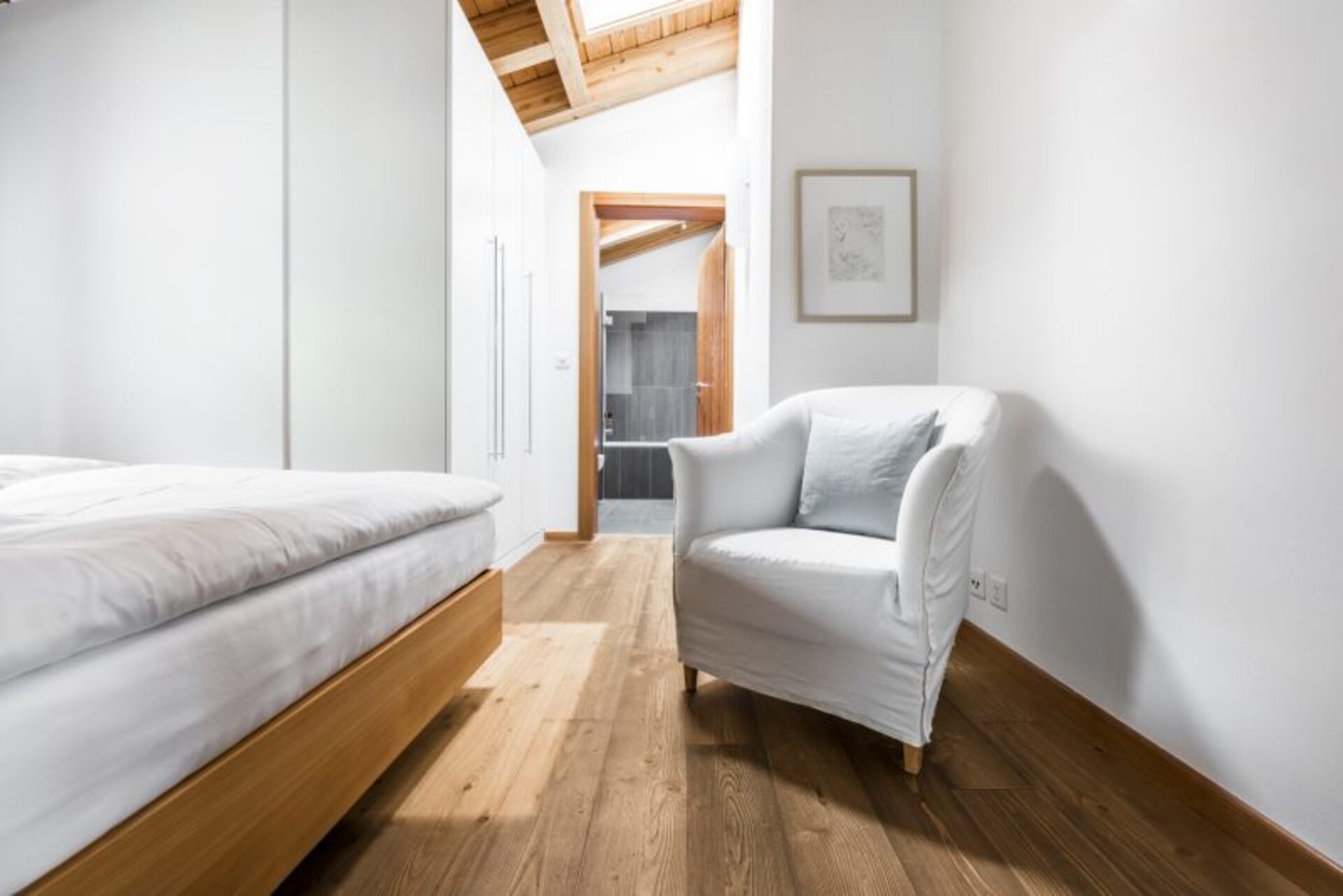 A Mountain Retreat of Elegance 1014