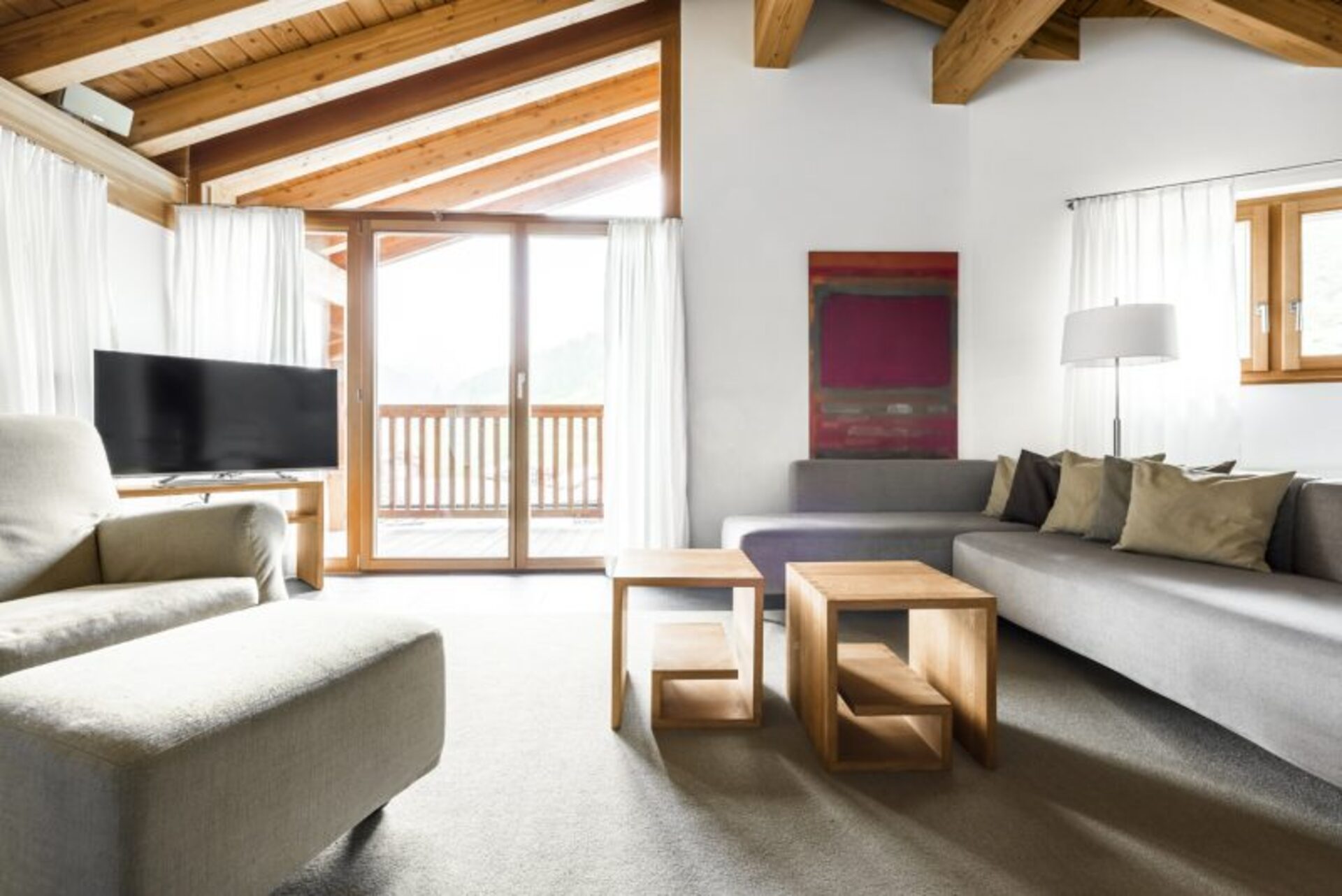 A Mountain Retreat of Elegance 1014