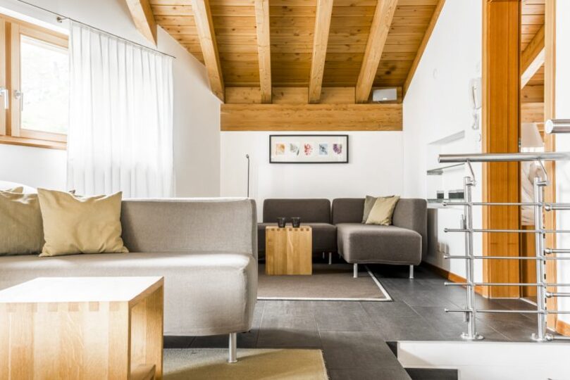 A Mountain Retreat of Elegance 1014