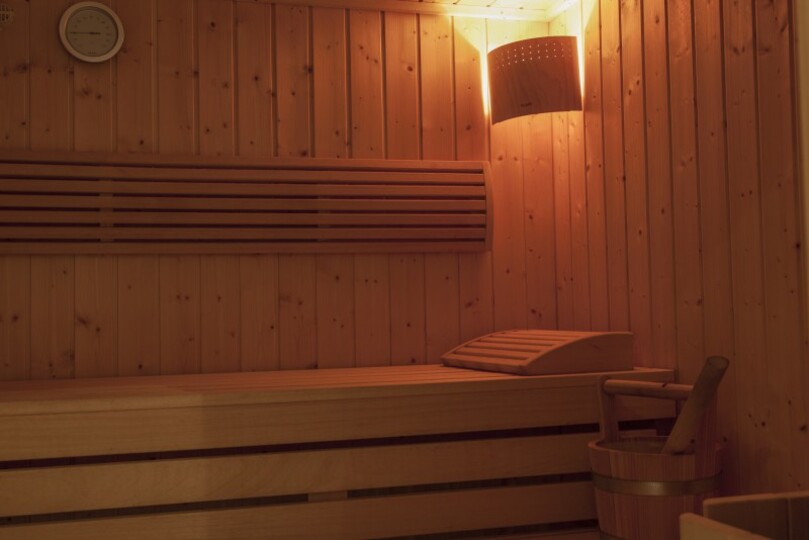 Cozy Alpine Retreat Beneath the Matterhorn 1021