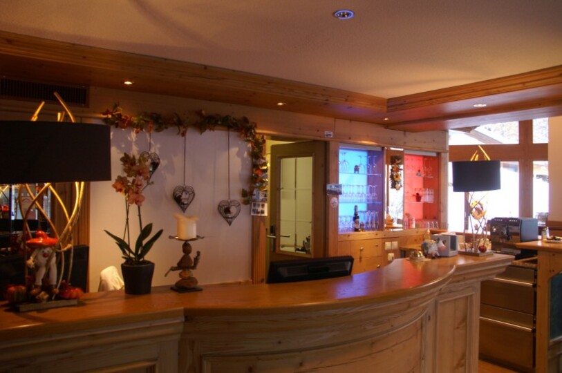 Comfort Meets Alpine Charm 1023