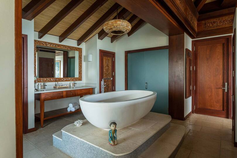 Oceanfront Haven in the Virgin Islands – 1002