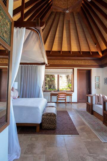 Oceanfront Haven in the Virgin Islands – 1002