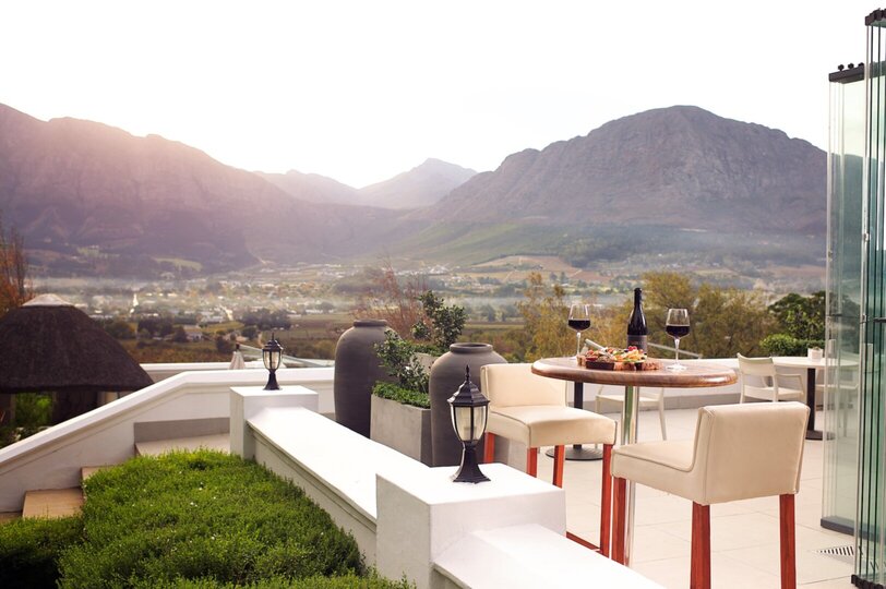 Breathtaking Views & Tranquil Luxury at Mont Rochelle, 1027