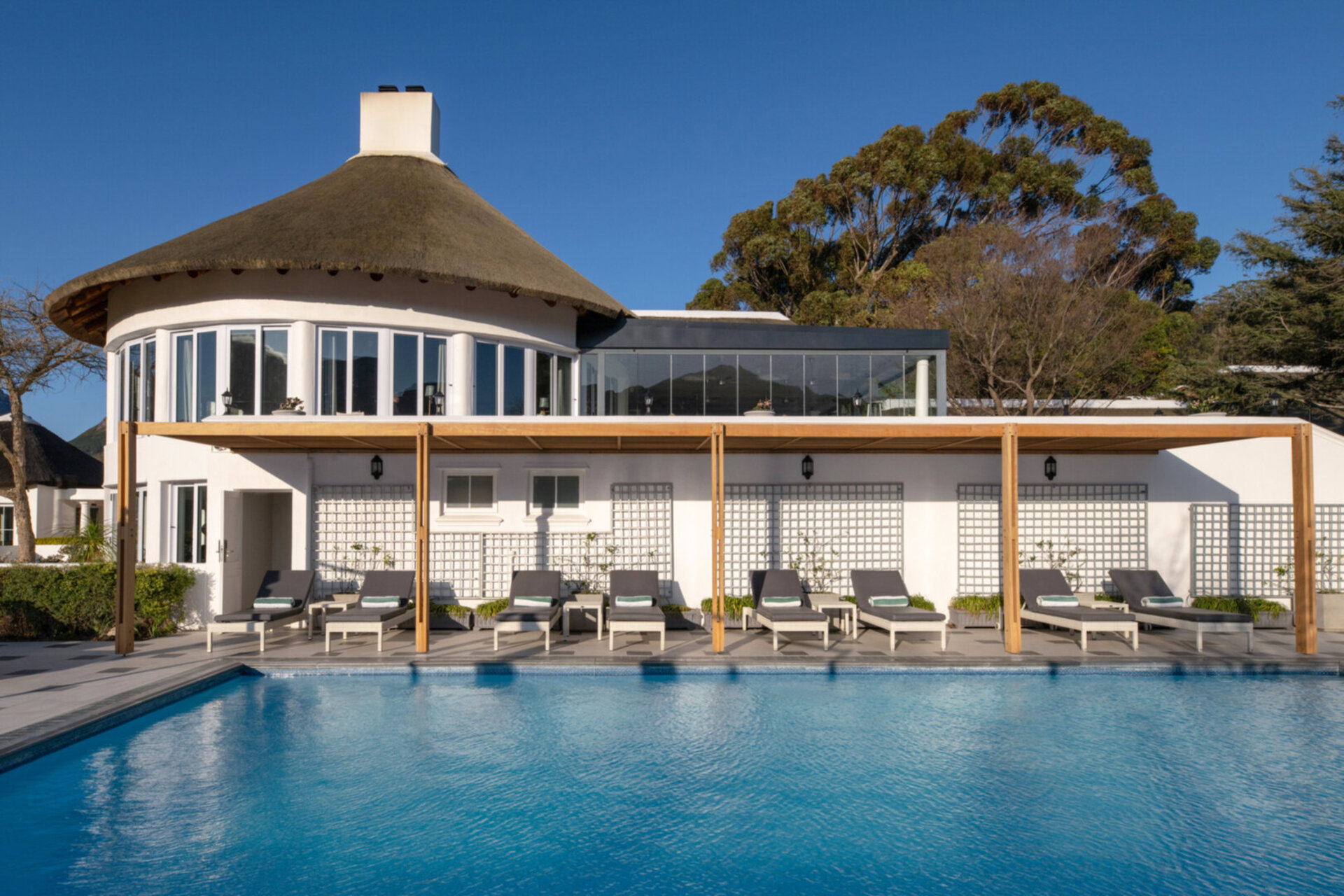 Breathtaking Views & Tranquil Luxury at Mont Rochelle, 1027