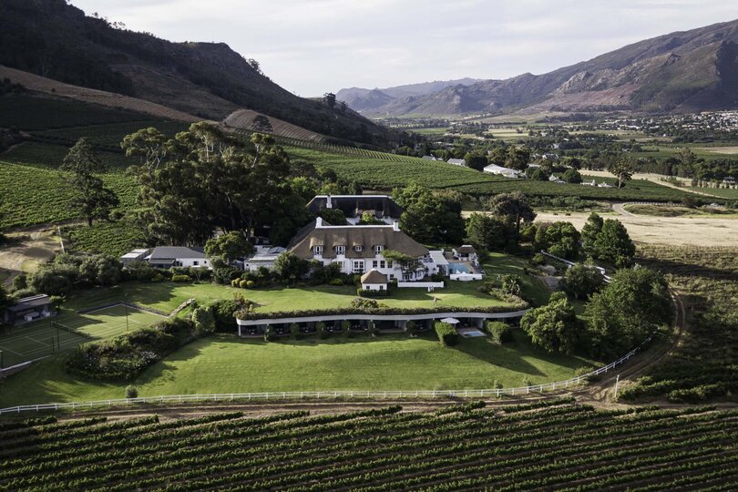 Breathtaking Views & Tranquil Luxury at Mont Rochelle, 1027