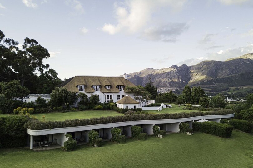 Breathtaking Views & Tranquil Luxury at Mont Rochelle, 1027