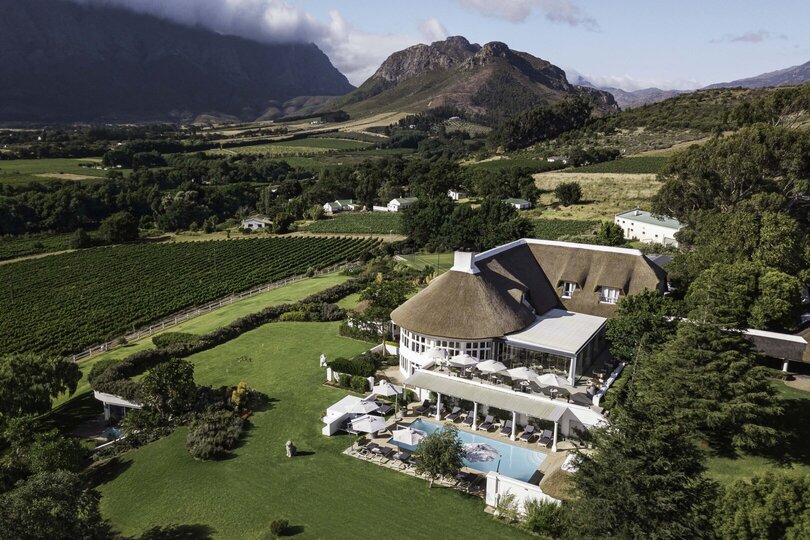 Breathtaking Views & Tranquil Luxury at Mont Rochelle, 1027