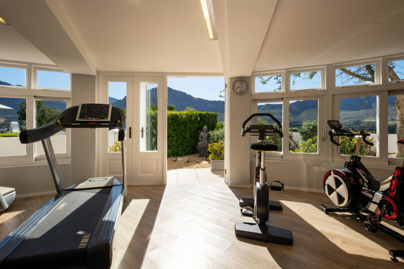 Breathtaking Views & Tranquil Luxury at Mont Rochelle, 1027
