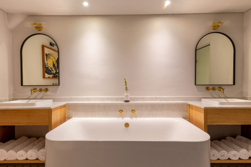 Mont Rochelle – A Luxurious Escape in Franschhoek, 1028