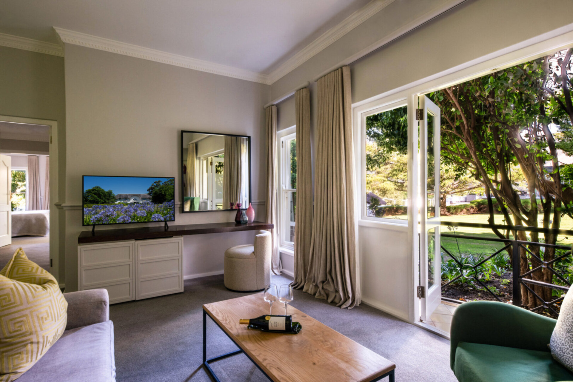 Mont Rochelle – A Luxurious Escape in Franschhoek, 1028